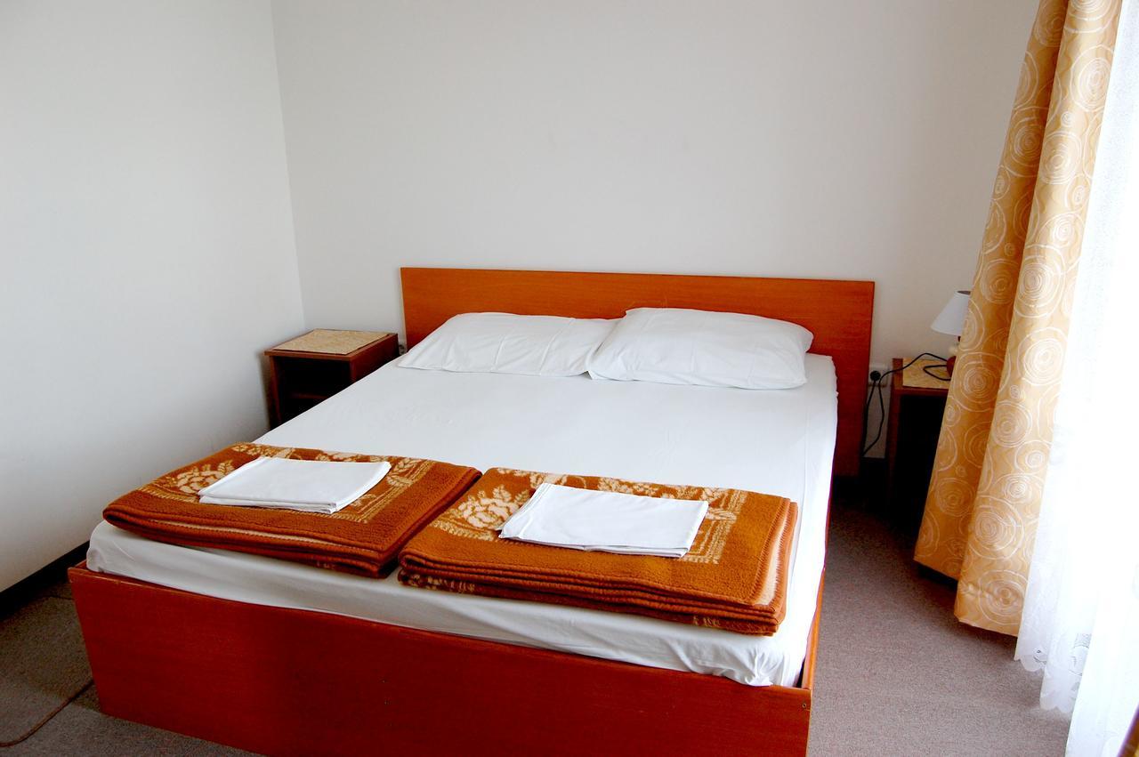 Apartments Myadria Малинска Екстериор снимка