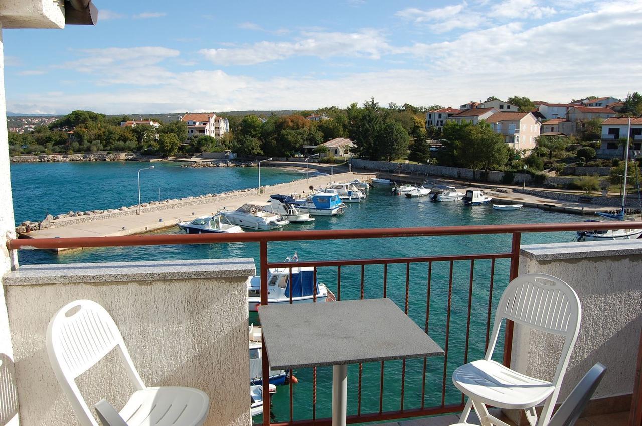 Apartments Myadria Малинска Екстериор снимка