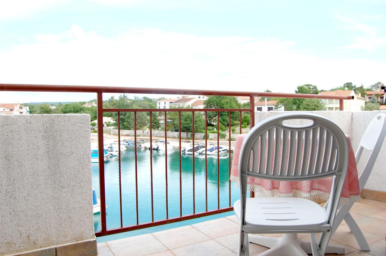 Apartments Myadria Малинска Екстериор снимка